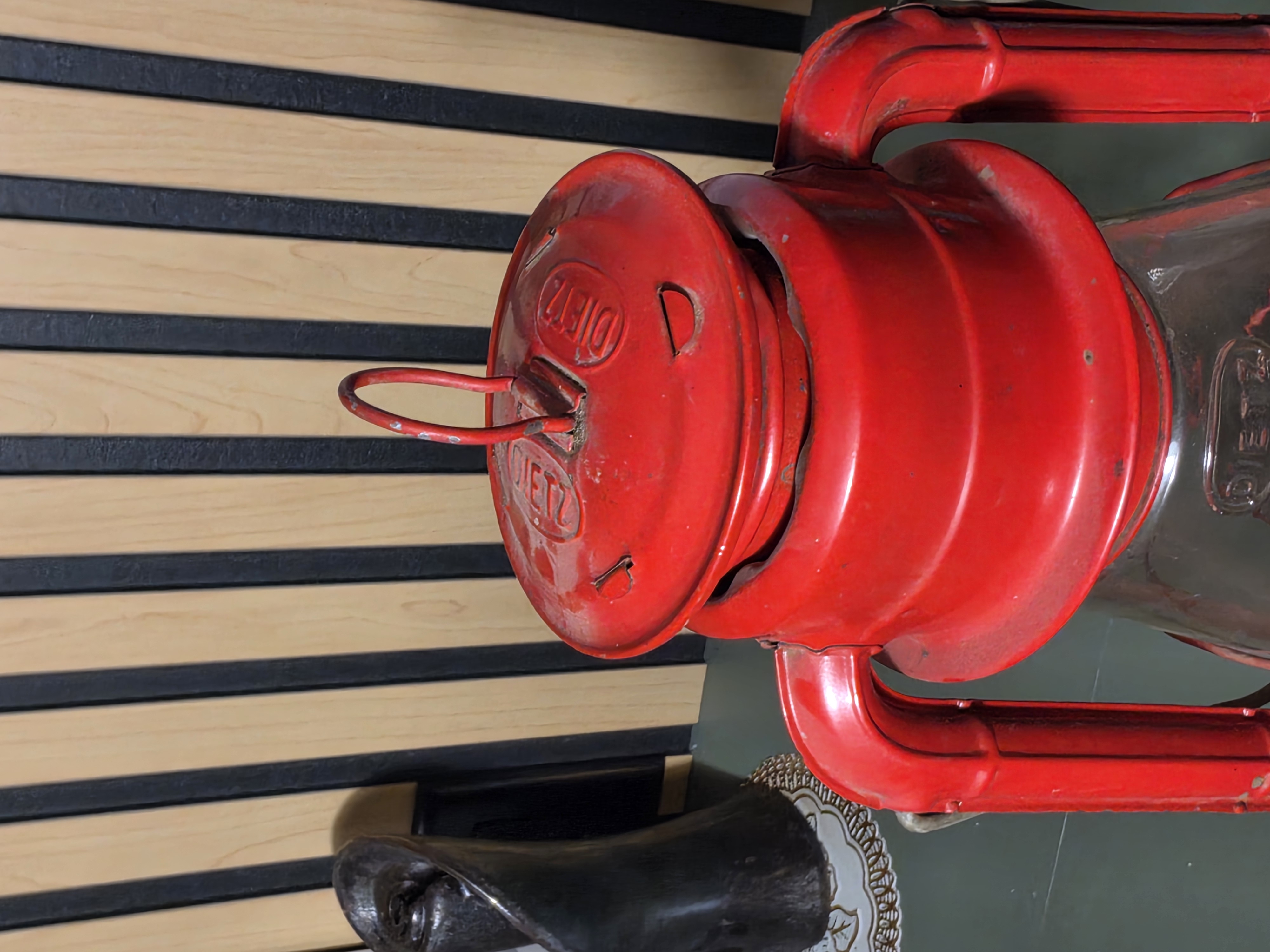 Vintage Dietz #20 Cold Blast Kerosene Lantern — photo 2 of 3